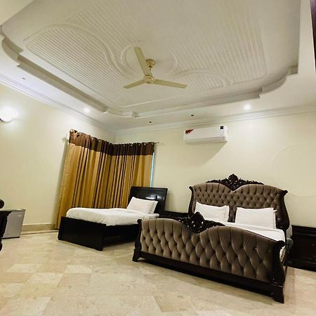 Executive Galaxy Guest House Islamabad Exterior photo